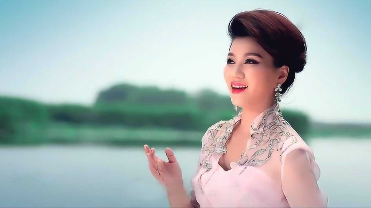 美女歌手叶思言演唱再唱洪湖水歌甜景美让人陶醉