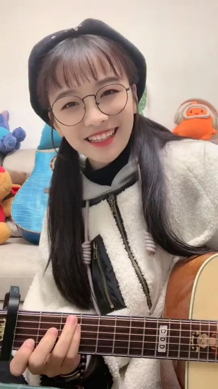 陈逗逗演唱世间美好与你环环相扣超赞嗓音清甜宛如天籁