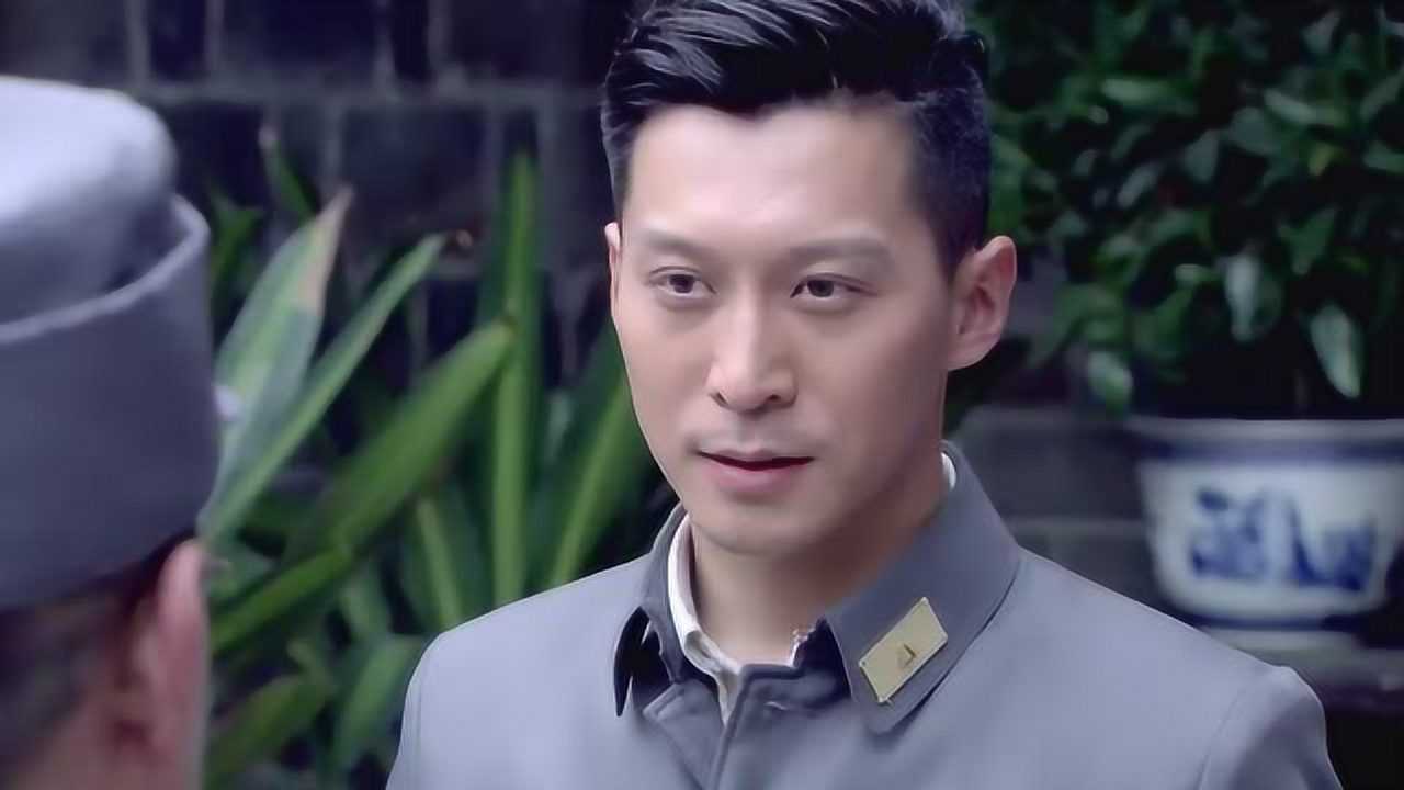 铁血红安小兵真有能耐啊师长都给他登门赔罪求他做回少将旅长