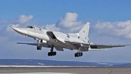 世界最强轰炸机排名:图160只能排第三,轰6k是否榜上有名?