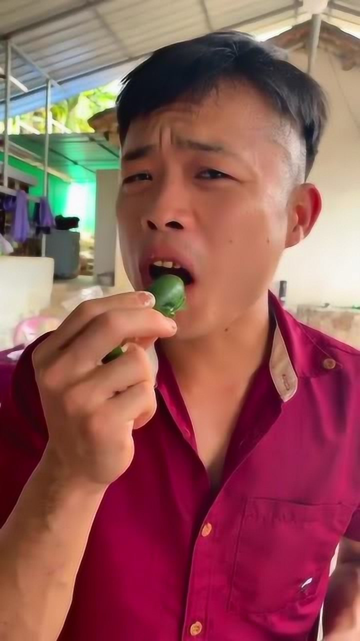 槟榔男神吃槟榔,每停一下都是表情包