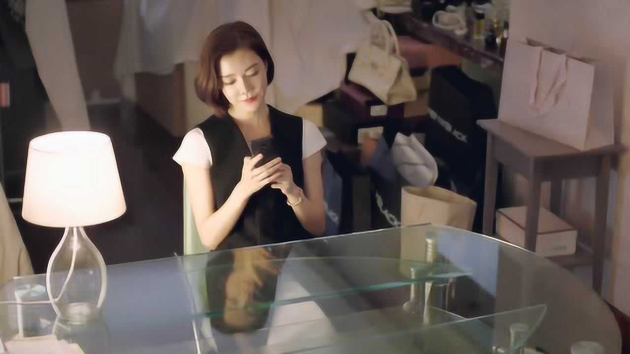 我爱男保姆高雅文回到家中就接到儿子电话说雷佳音就是自己爸爸