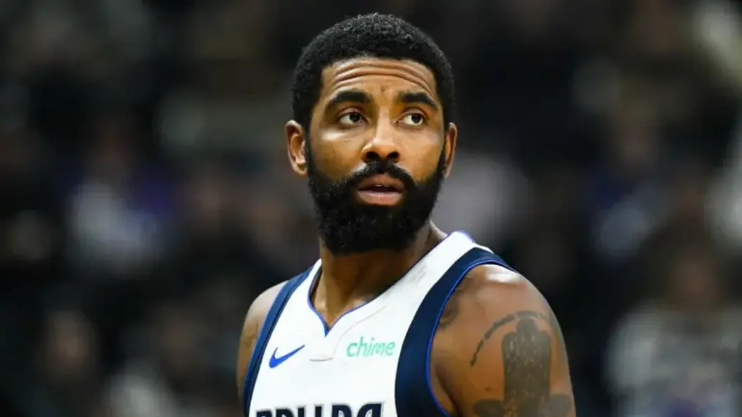 原声揭秘 | 欧文场上和蒂尔曼互怼:我就为篮球而生的,你个乡巴佬