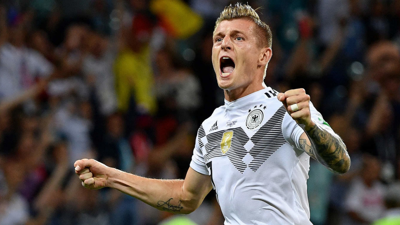 进球名场面丨克罗斯世界杯最佳进球 任意球读秒绝杀瑞典全程回顾