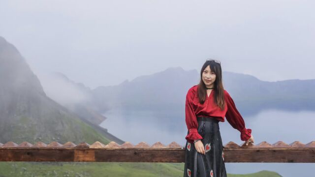 长白山春日有约,观天池赏高山花朵,来吉林过一段特别的春日之旅