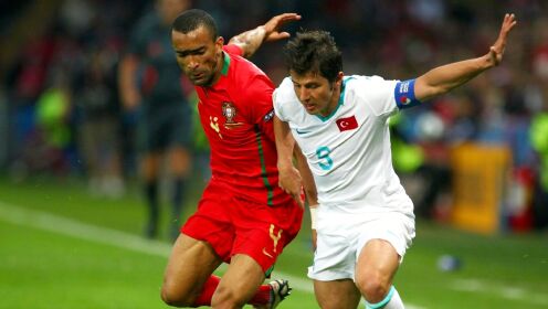2008年欧洲杯葡萄牙2-0土耳其，武僧佩佩先拔头筹，C罗发挥出色