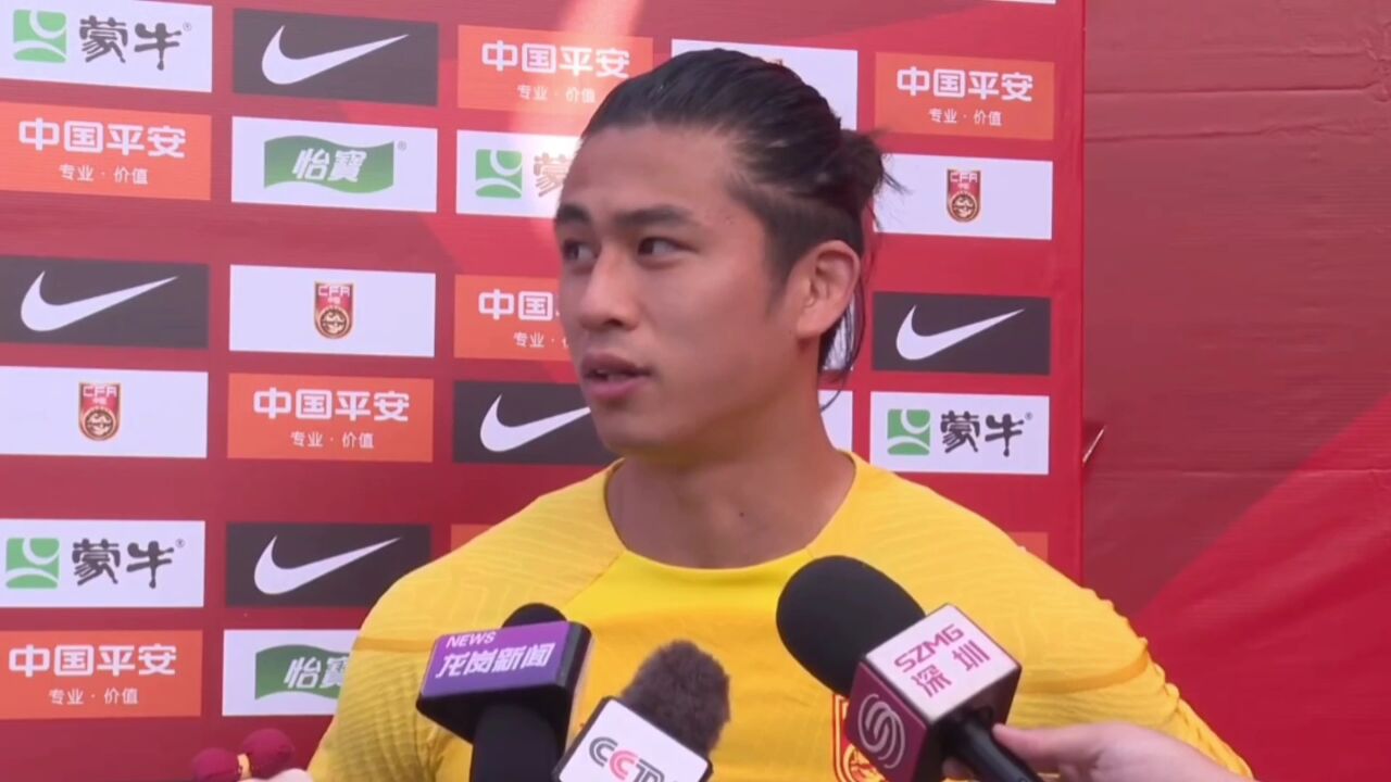 国上下一心!吴曦称全力配合教练,扬科维奇:要配得上球迷支持