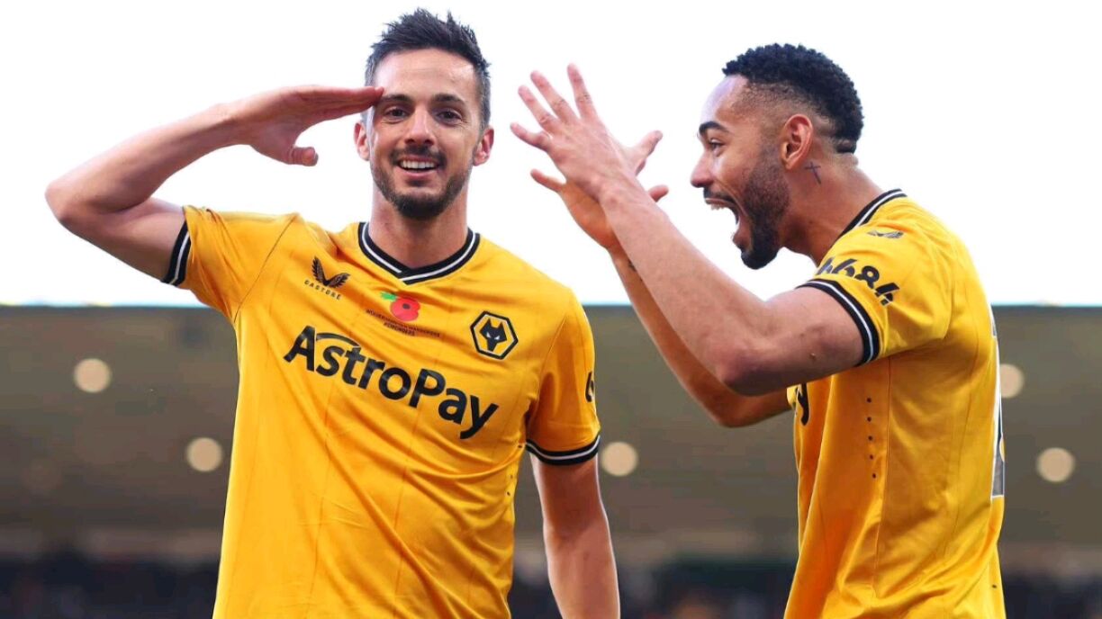 英超:狼队2-1热刺 约翰逊3分钟闪击 热刺补时连丢2球惨遭绝杀_腾讯