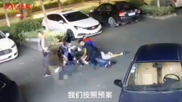 视频曝光!泰州警方抓捕在逃毒贩,场面堪比大片