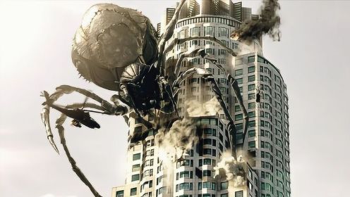 巨型蜘蛛大肆破坏城市，军队在它面前都是泡沫，却被小伙一炮秒杀