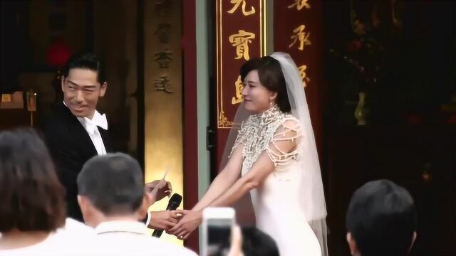 永远幸福!林志玲AKIRA婚礼现场甜蜜拥抱接吻