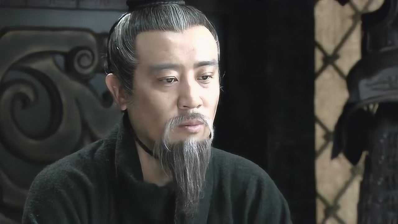 新三国:马良欲把战事禀报孔明,结果刘备却生气了,难道我不知兵吗?