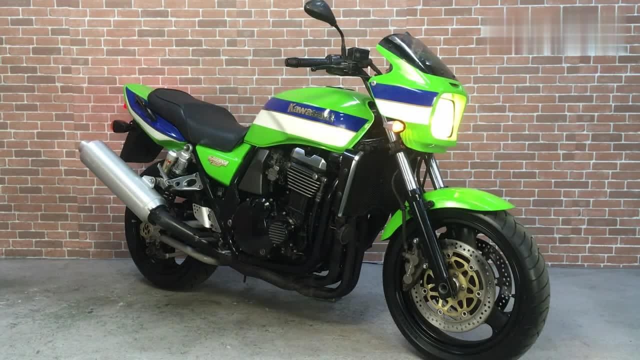 川崎zrx1100声浪展示,听听川崎大排量四缸的声音吧!