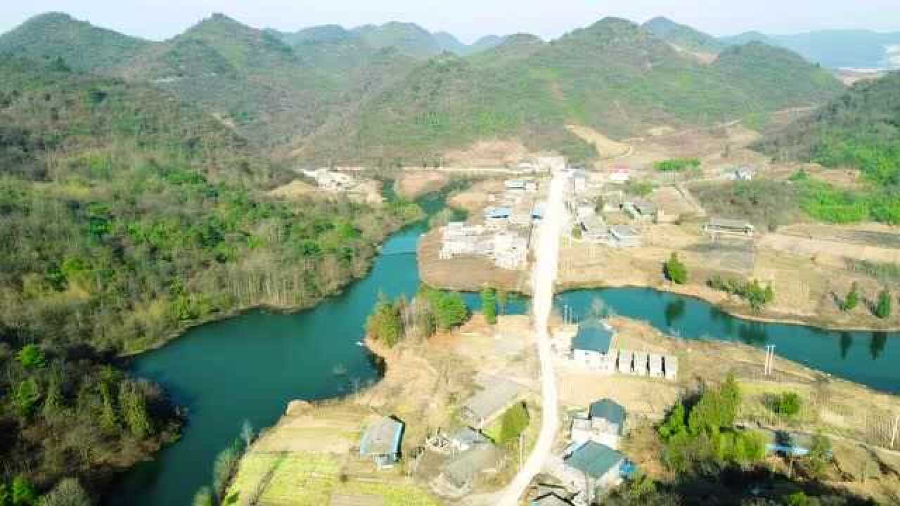 航拍咸丰:咸丰的一块宝地二仙岩高山湿地保护区_高清1080P在线观看平台_腾讯视频