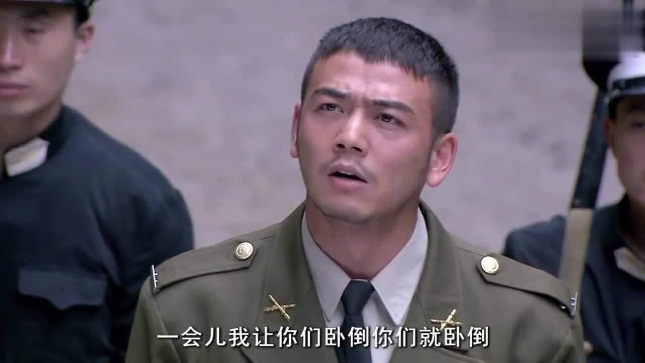 遍地狼煙土匪綁架女軍官勒索沒想新兵稍微顯露實力直接認慫