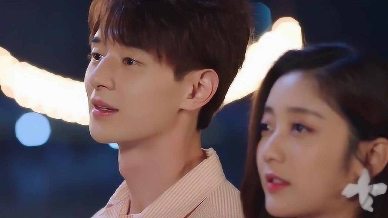 身为一个胖子:阮东升和伊娃在烟花下拥吻,这一幕太浪漫了!