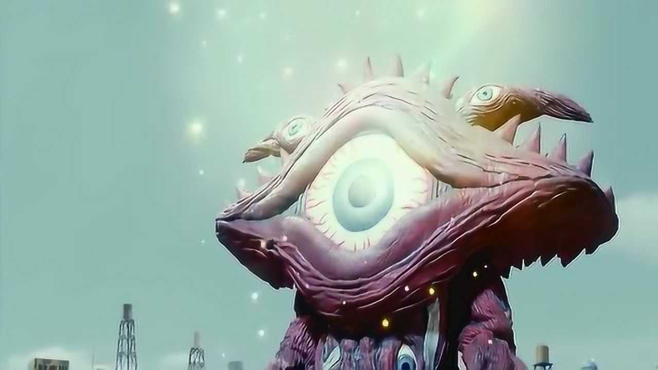 奥特曼小男孩向奥特曼求情银河把加恩q变成玩偶