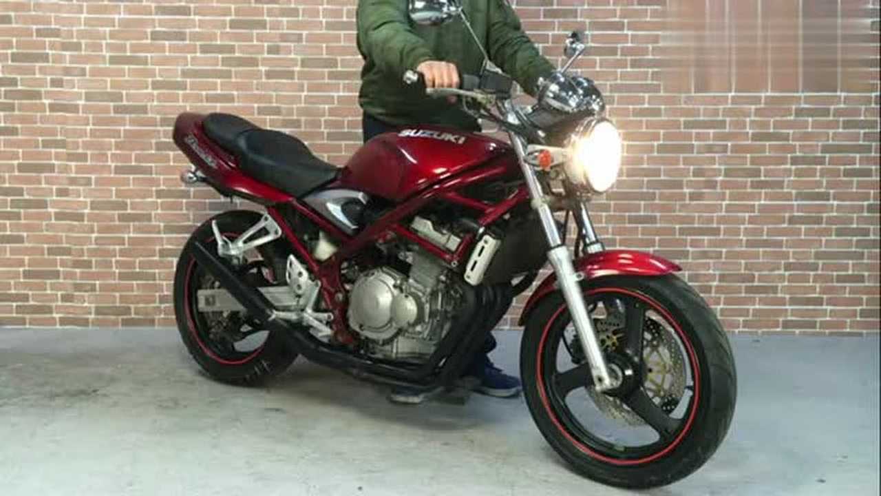 铃木四缸250声浪展示同样是四缸和cb400比比如何