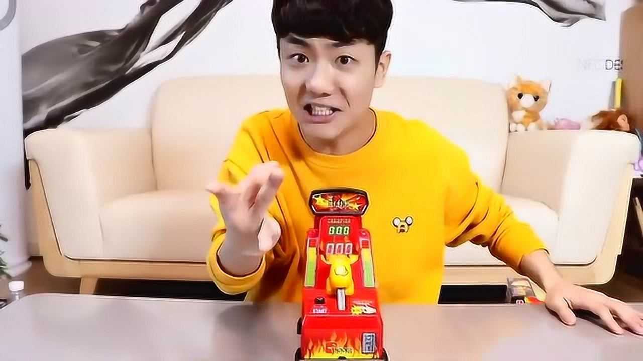 伶可兄弟:坤坤的弹指神功