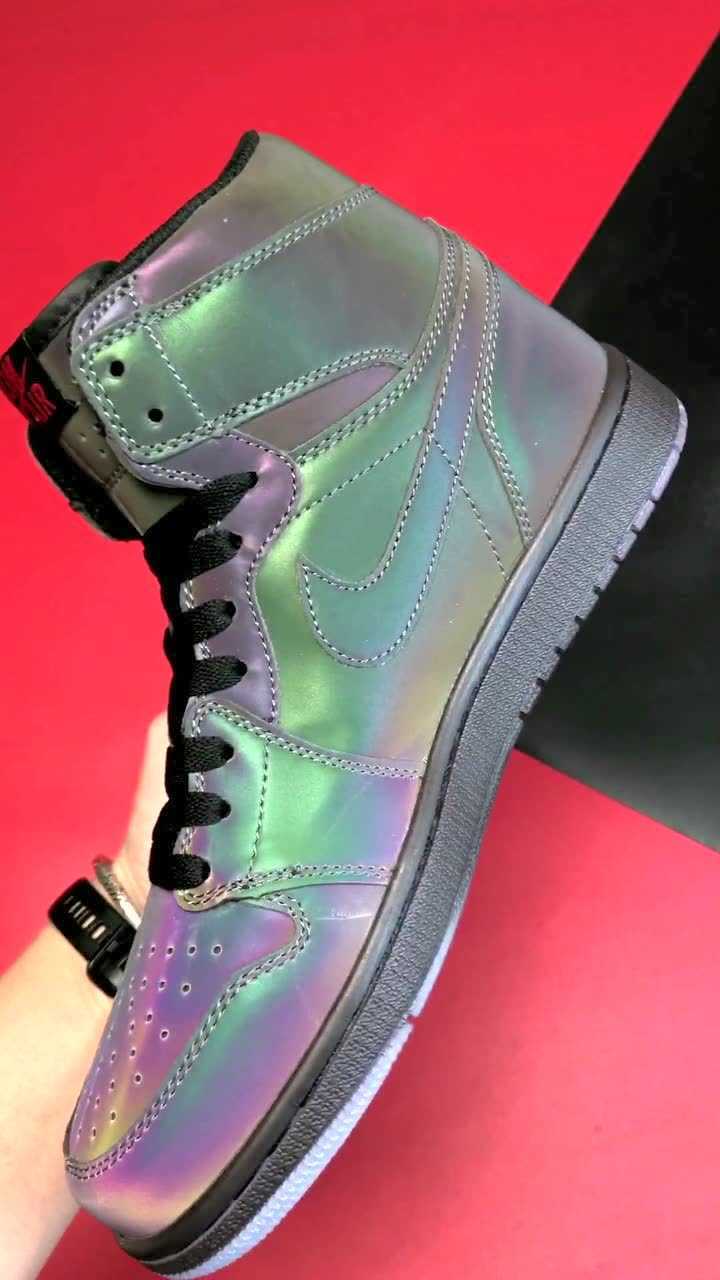 为啥我买的aj1变色龙就是不会变色呀_腾讯视频