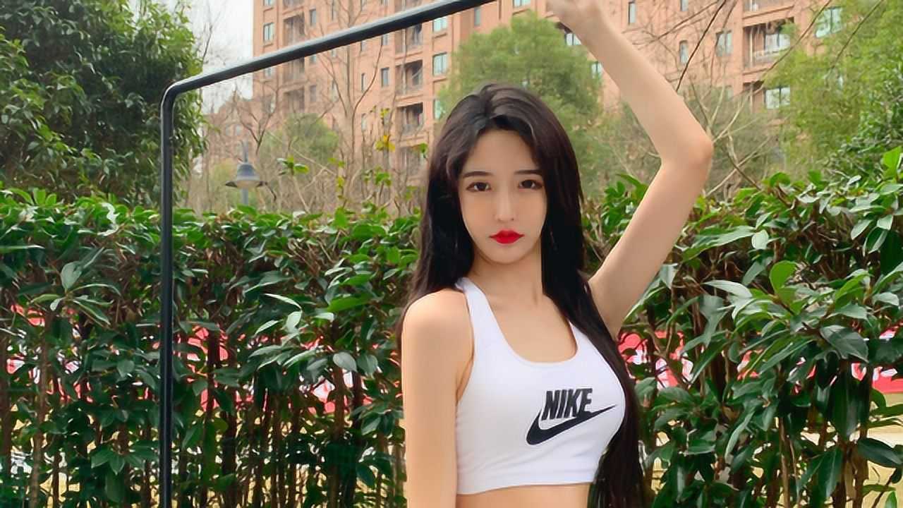 女装大佬艾比自曝身患重度抑郁,曾直播说来了"姨妈",看呆连麦"女主播"