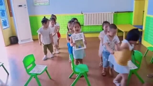 学中玩,玩中学,幼儿园的识字小游戏,在快乐中学习效果最好