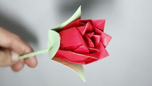 折纸含苞待放的玫瑰花！看上去很难，其实特别简单，一学就会！