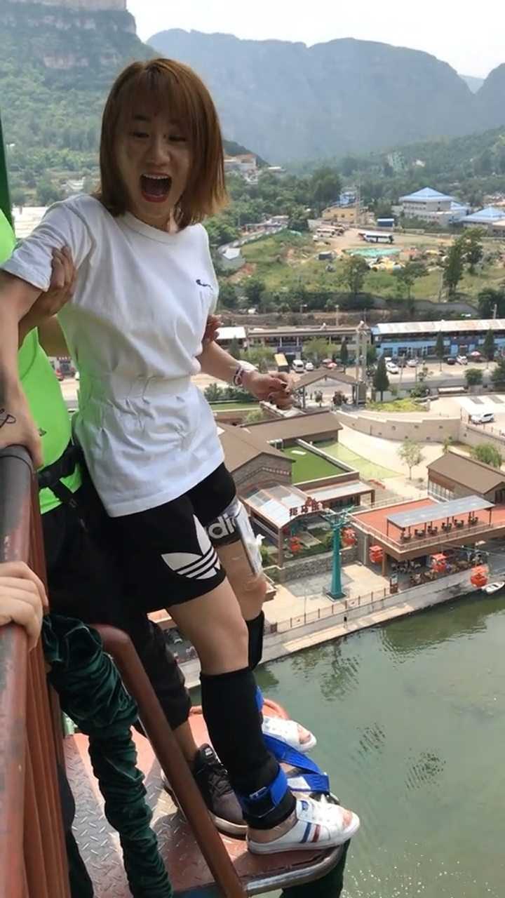我要哭了，我要尿尿_腾讯视频