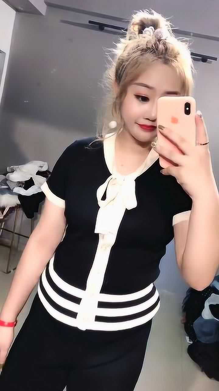 请问130斤胖胖的女生有人选吗?大码搭配 微胖女生