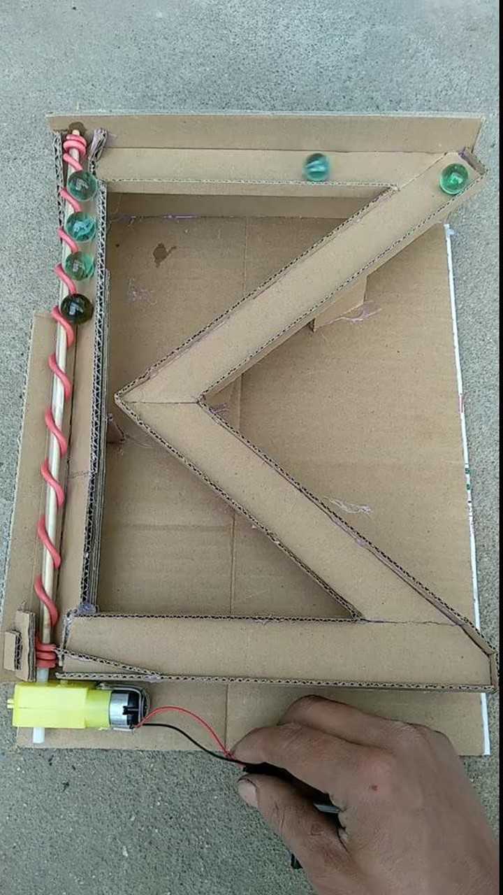 自制循环弹珠游戏机