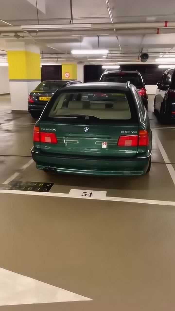 绝对稀有少见的宝马阿尔宾娜b10相信很多人都没听过