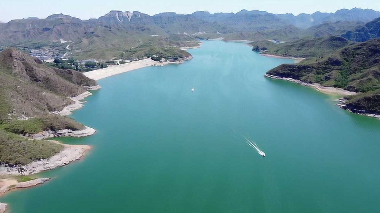 河北易县易水湖,不但有感人的历史传说,更有如诗如画的美景