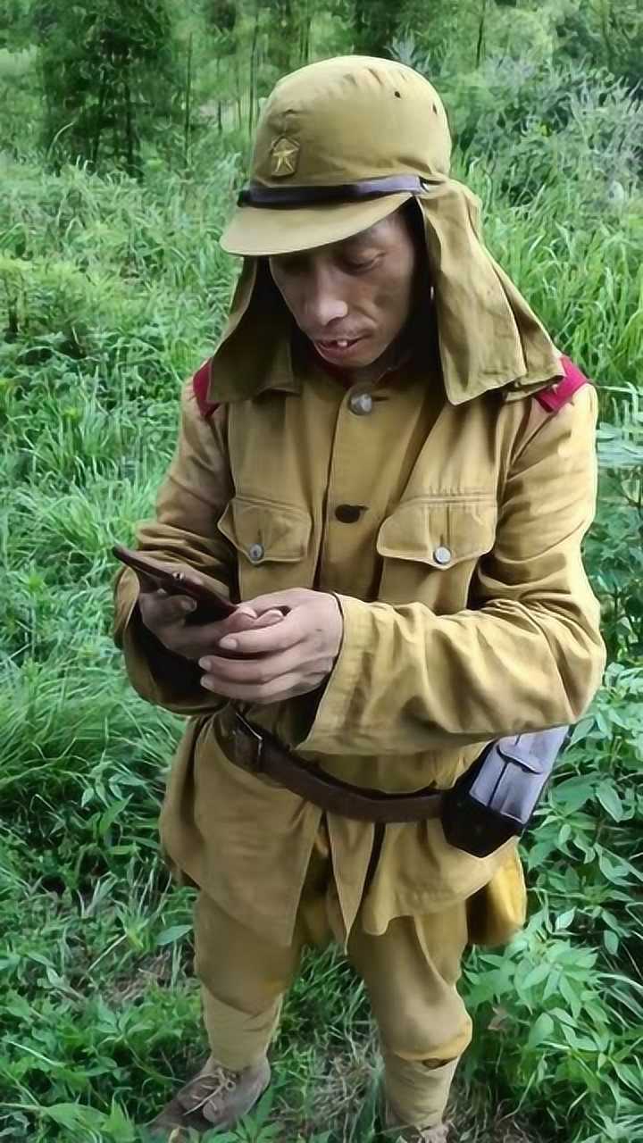 专门演日本鬼子的演员,一天能挣500多,长得丑也能别有一番成就的