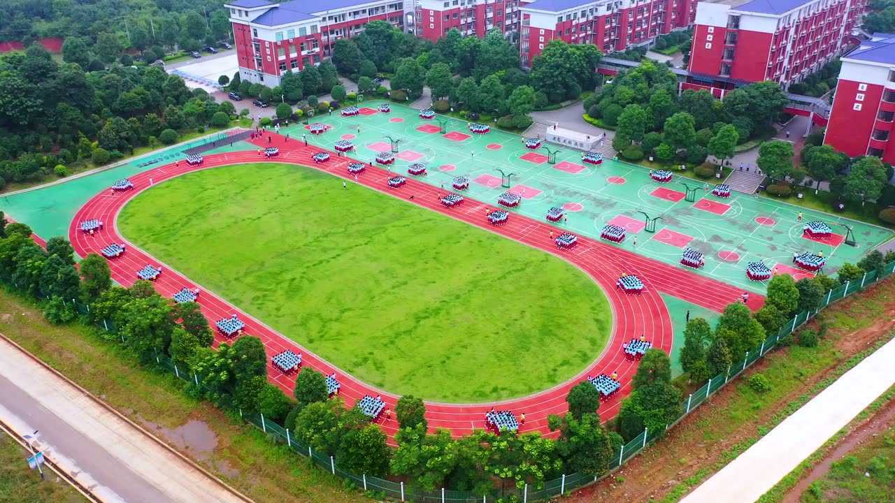 宁乡市金海中学七八年级跑操验收