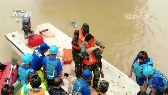 暴雨持续汛情加重 各地积极抗洪抢险