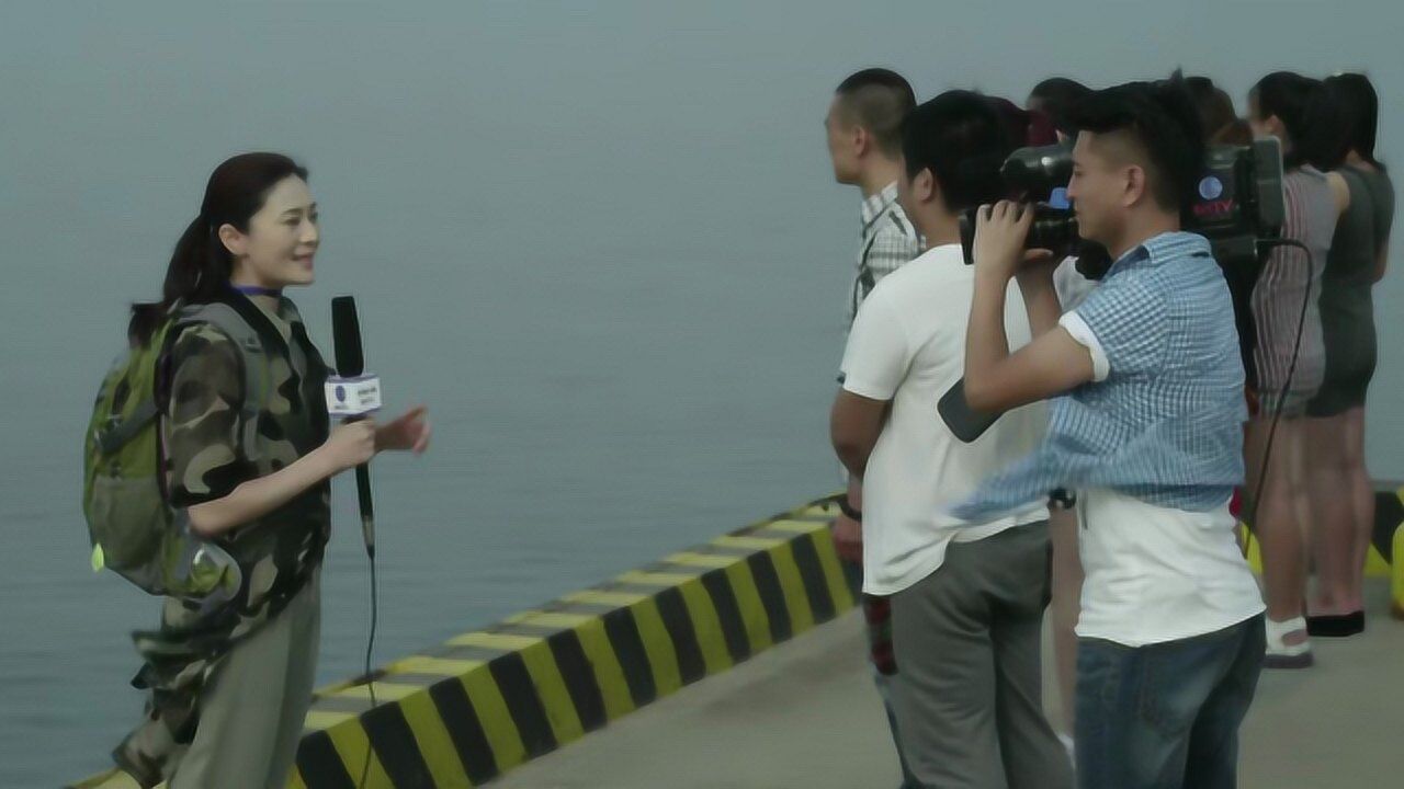 速看《碧海雄心》第2集:郑子航在执行任务中牺牲,妻子叶宣接受当场晕倒_高清1080P在线观看平台_腾讯视频