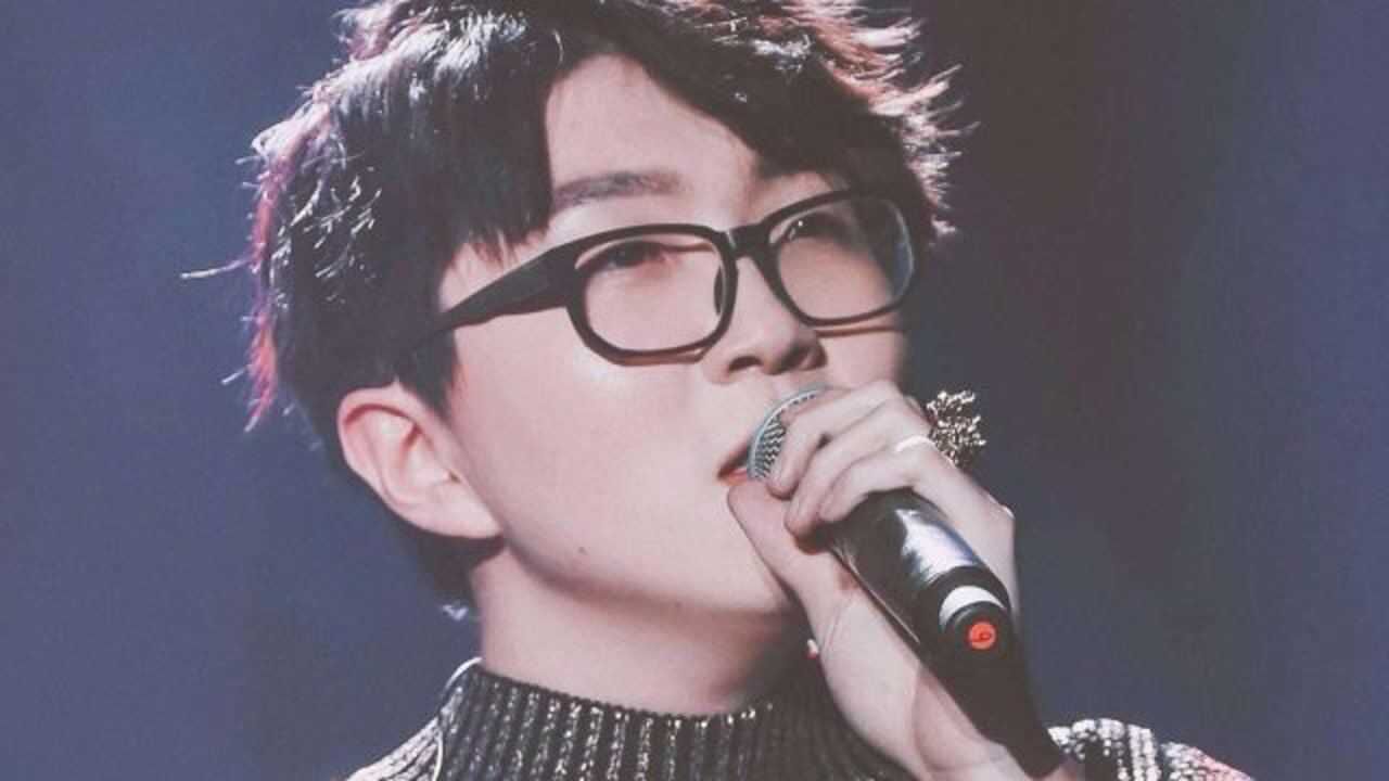 毛不易唱《东北民谣》,唱哭异乡人,好伤感