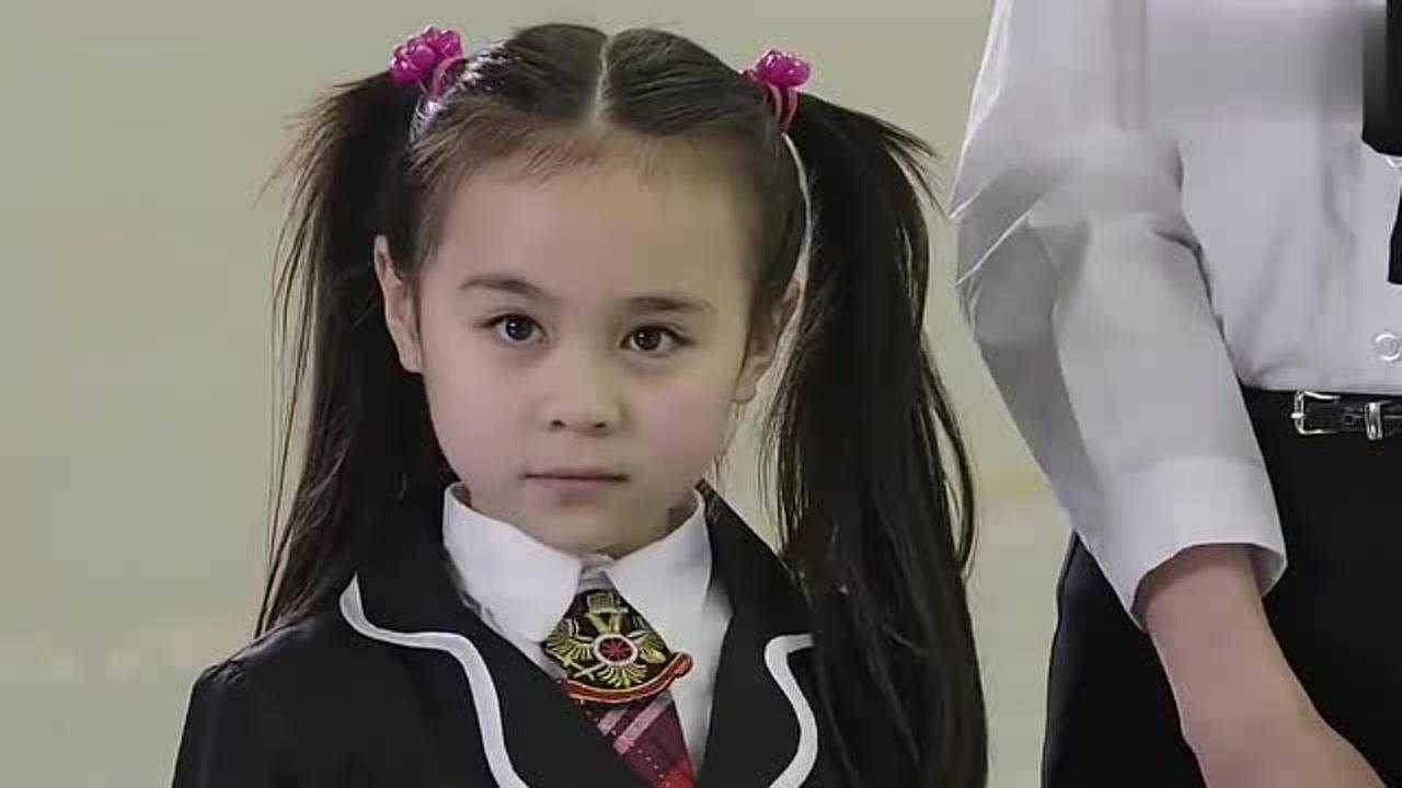 特种兵之霹雳火蓝妞一人完虐四名男生事后向男生说对不起