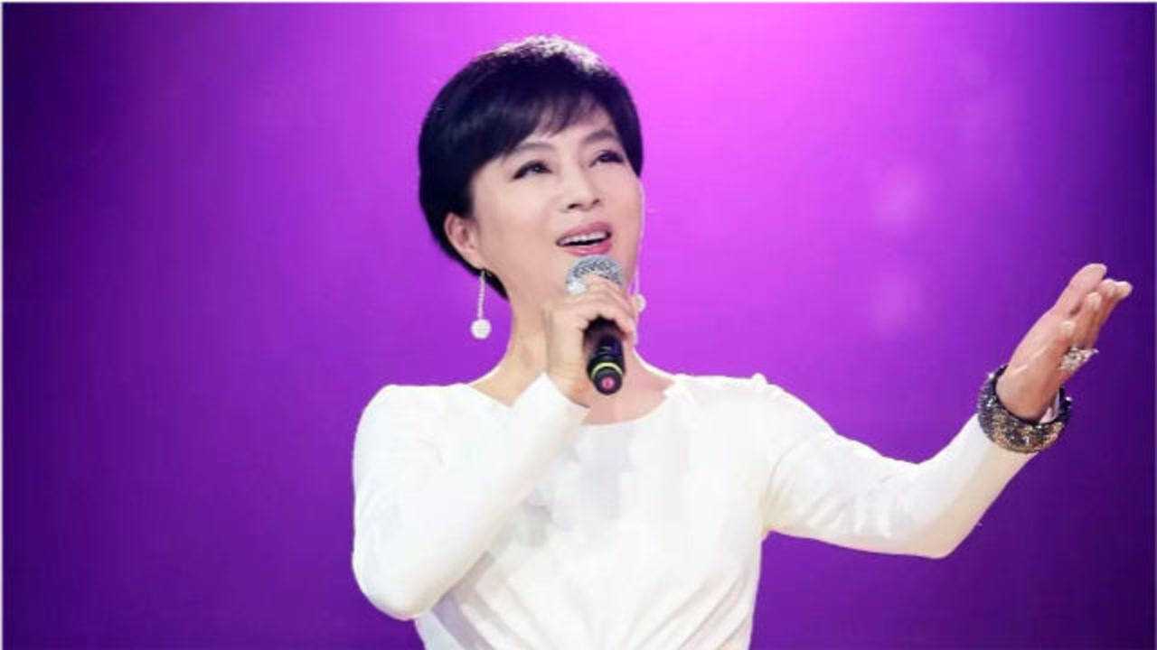 李玲玉演唱经典粉红色的回忆甜美歌声重温自己粉红色回忆