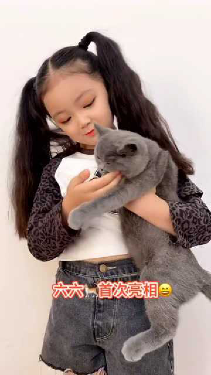 李悟演唱万有引力嗓音甜美动听真不错网友很喜欢她的