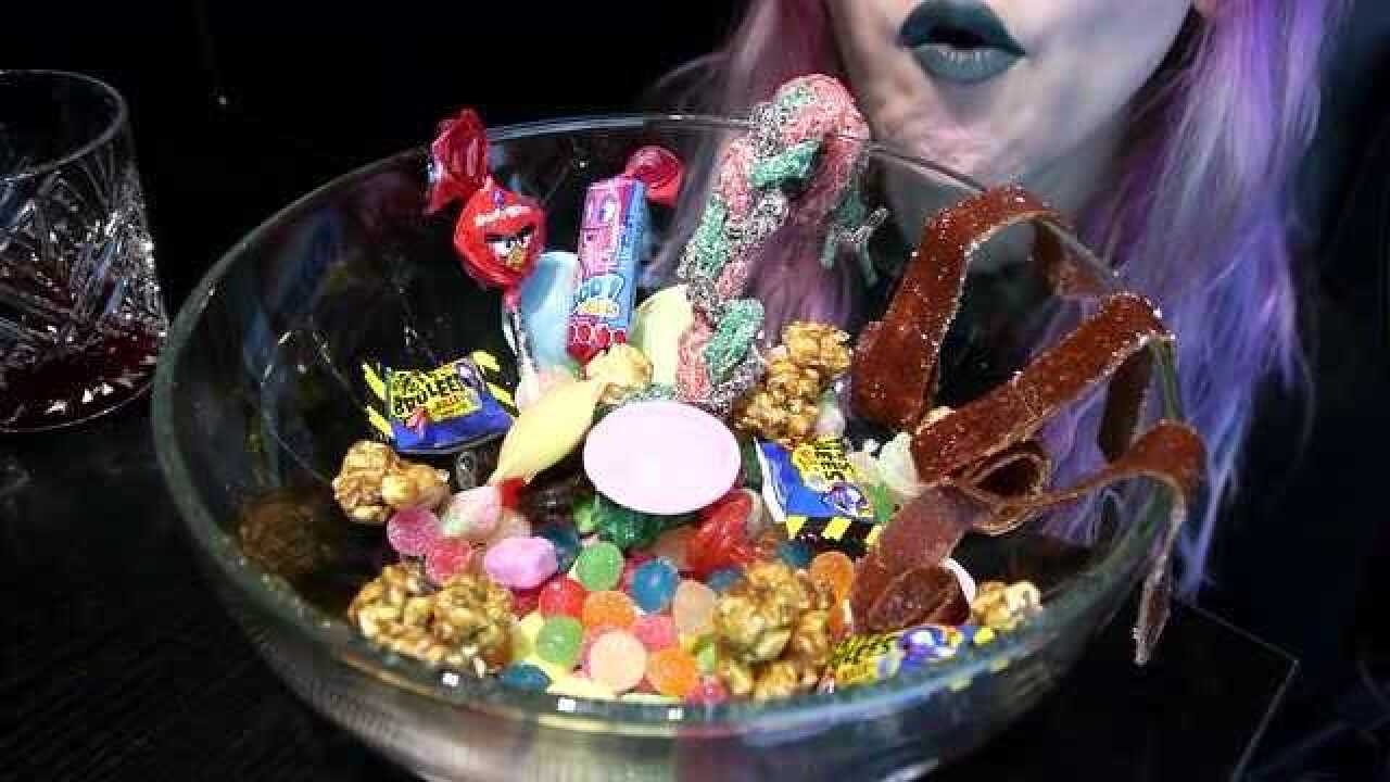 吃播大胃王:阿姨吃美味的糖果,爽耳的咀嚼音