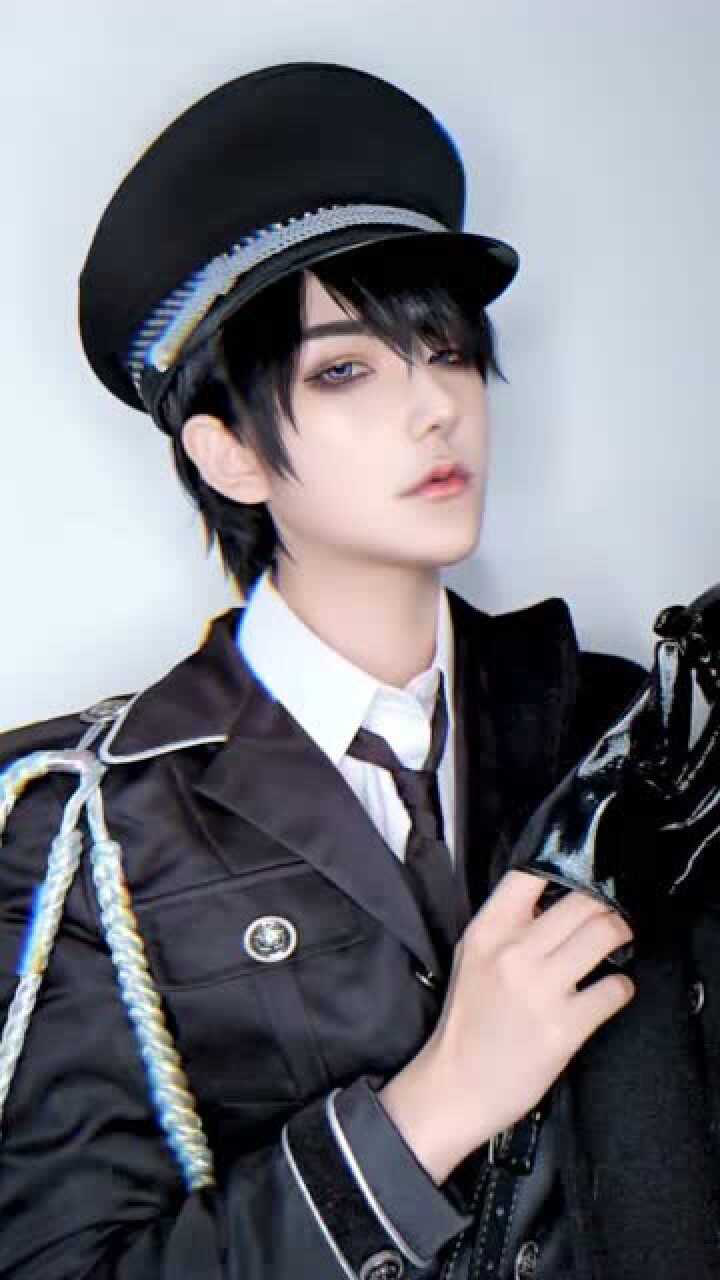 美妆博主cos仿妆全球高考考官a以为是初见其实是重逢