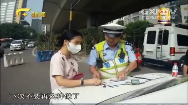 女子驾车上演惊险一幕,竟一边开车一边哺乳,执法视频曝光