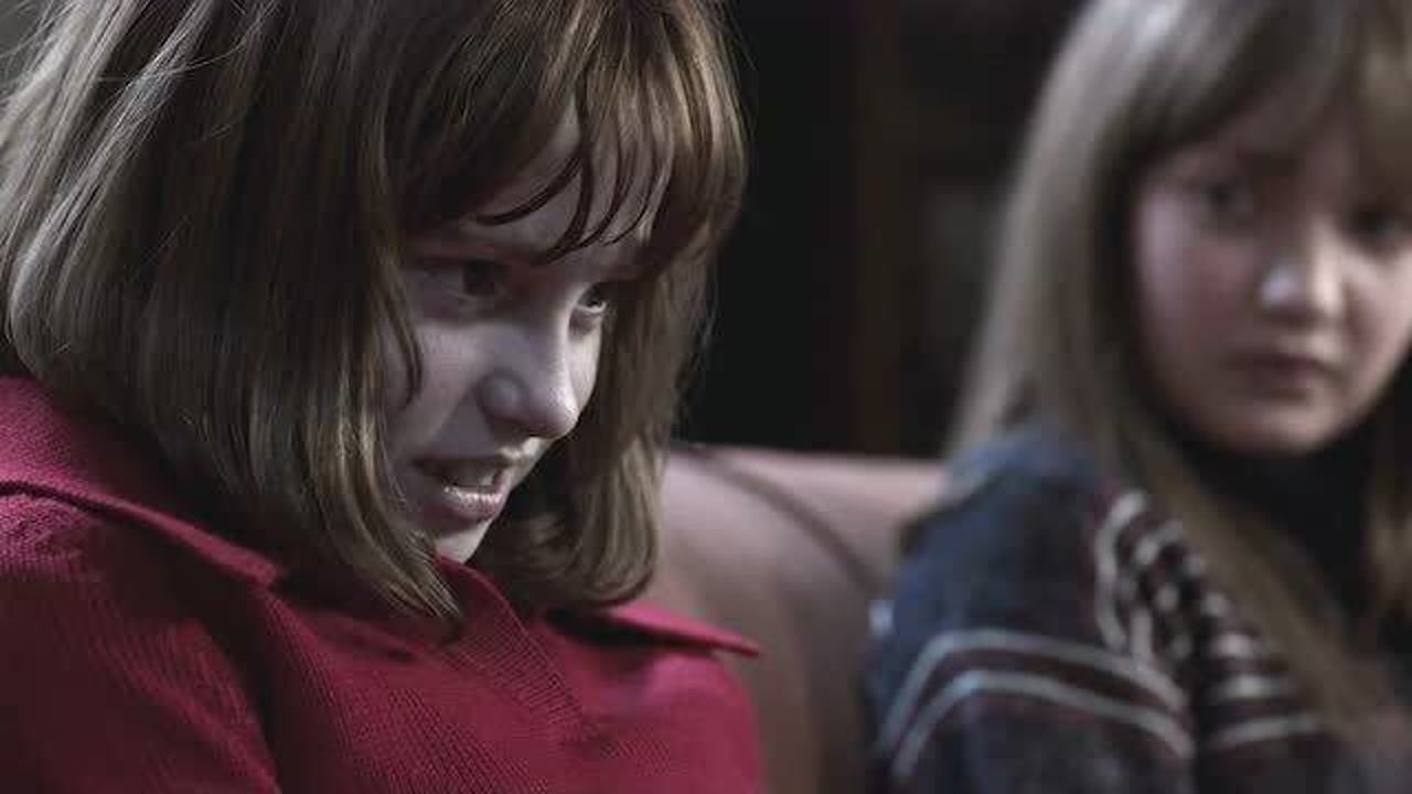 温子仁导演高分惊悚电影《招魂2》,根据英国恩菲尔德事