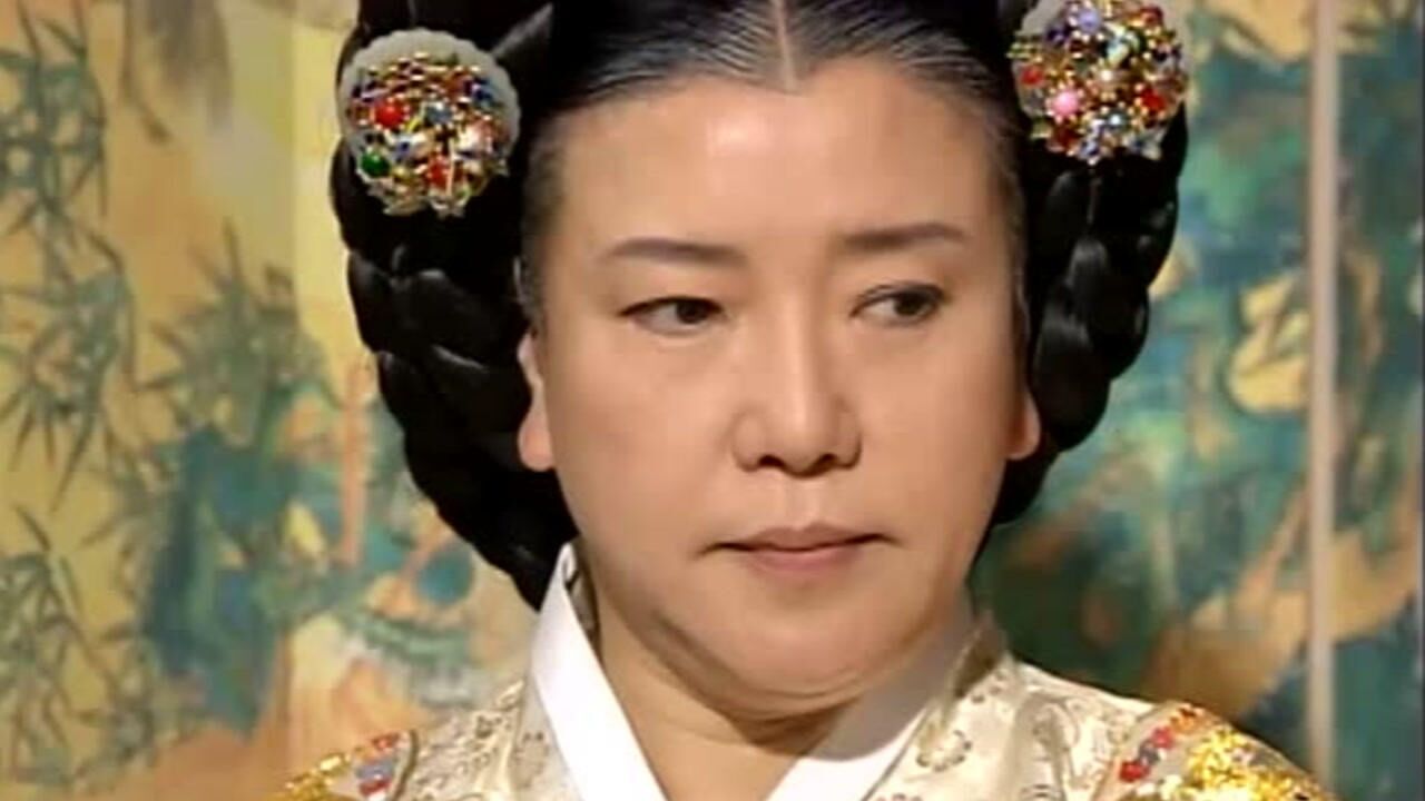 大长今:小人进谗言,太后娘娘拒绝治疗,被蒙蔽双眼不自知