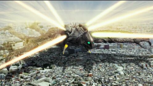 科幻片：巨神兵降临在东京上空，肆意践踏着整座城市，东京瞬间成了废墟