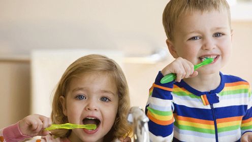 儿童刷牙的正确方法