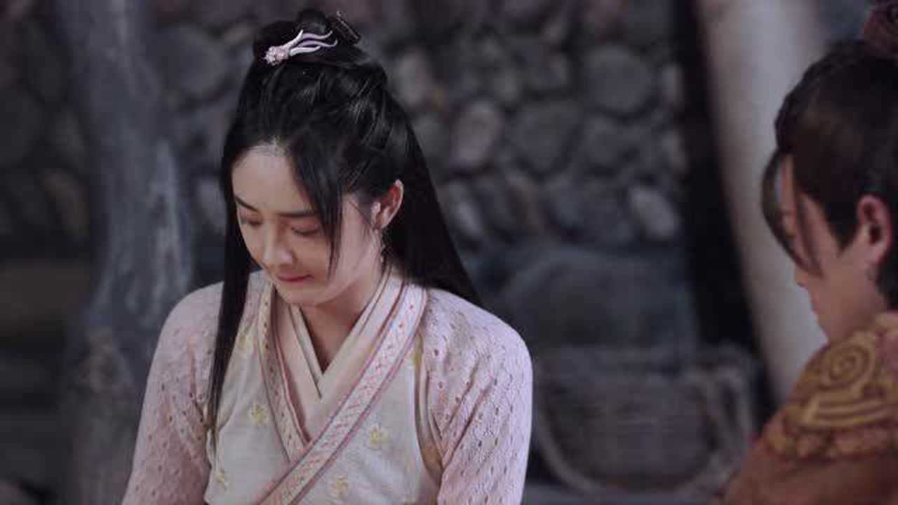 有翡杨黑炭鼓足勇气向李妍表白李妍终于有了女人的娇羞