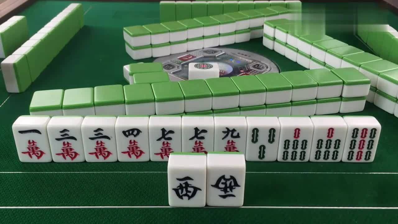 麻将绝技牌烂我乱碰对子乱碰就做金钩钓看谁到底是个倒霉蛋