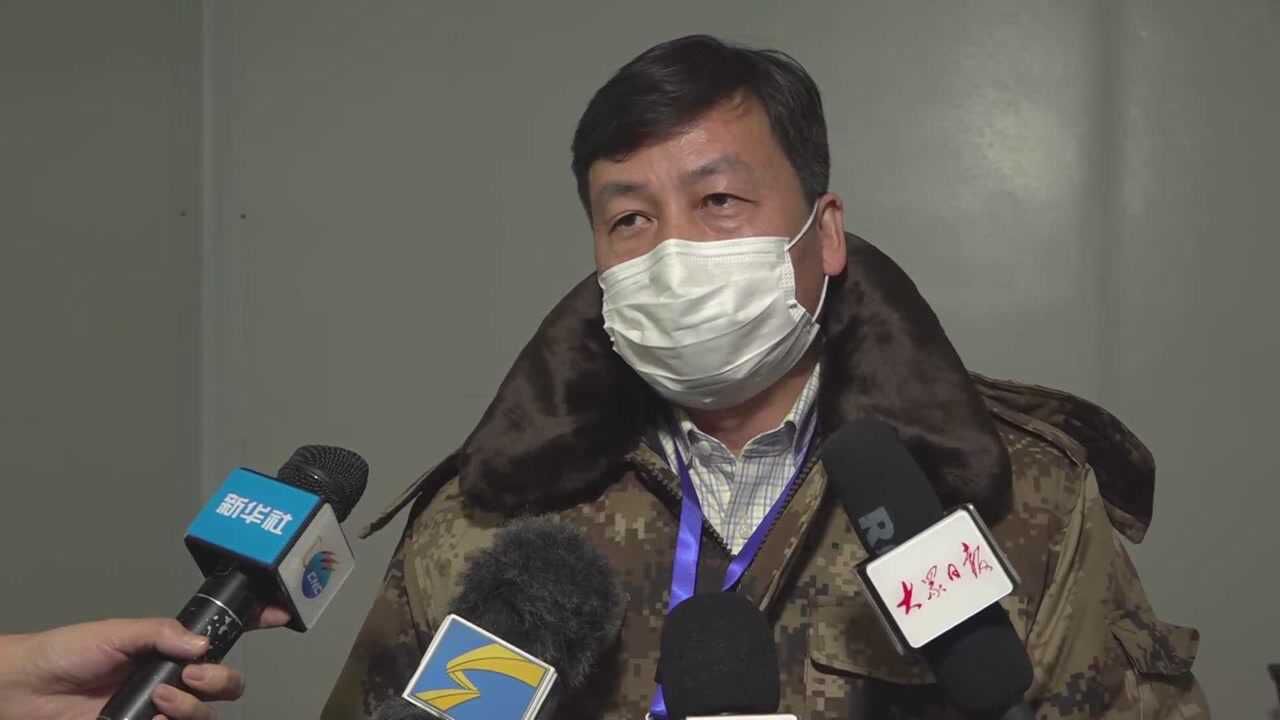 电视通稿国内突发后续山东笏山金矿事故救援1名被困矿工伤势严重